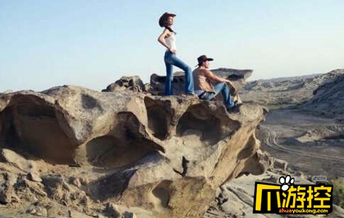 何润东婚纱照曝光 将于九月一号举行婚礼